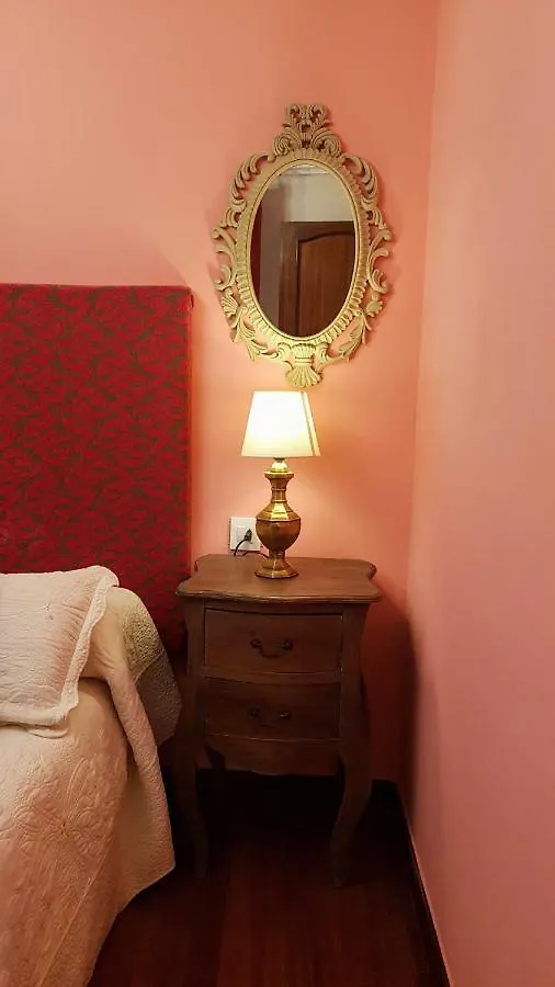 La Casa De Lorenzo La Guardia